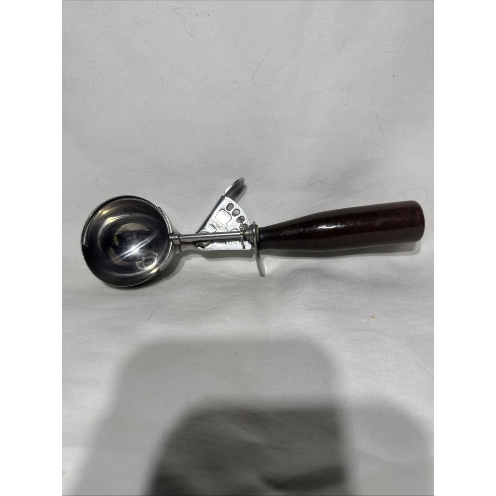 Vintage Shore Craft 16 Ice Cream Scoop Wood Handle 1950s Stainless/Wood EUC